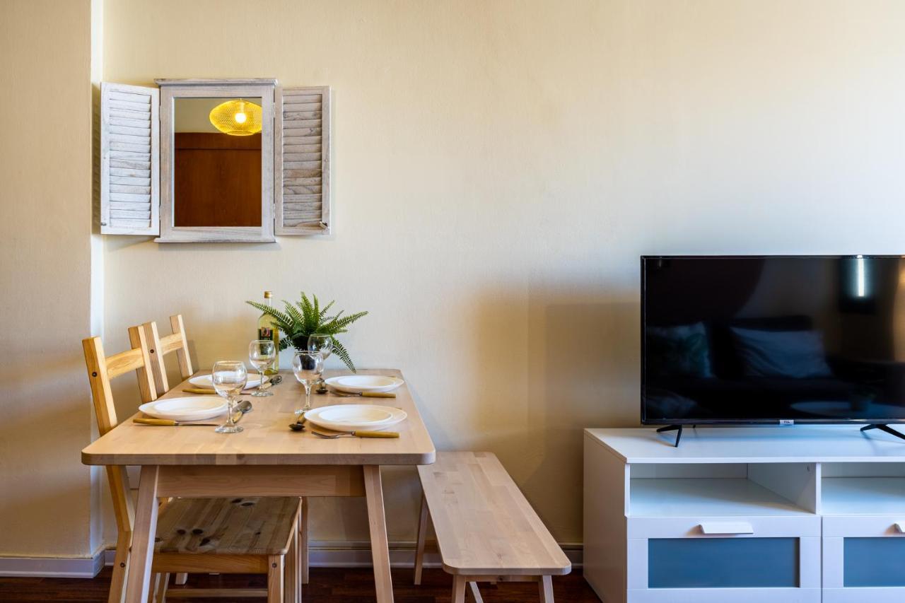 Celine'S 2 Bedrooms Apartment In Larnaca Center Экстерьер фото